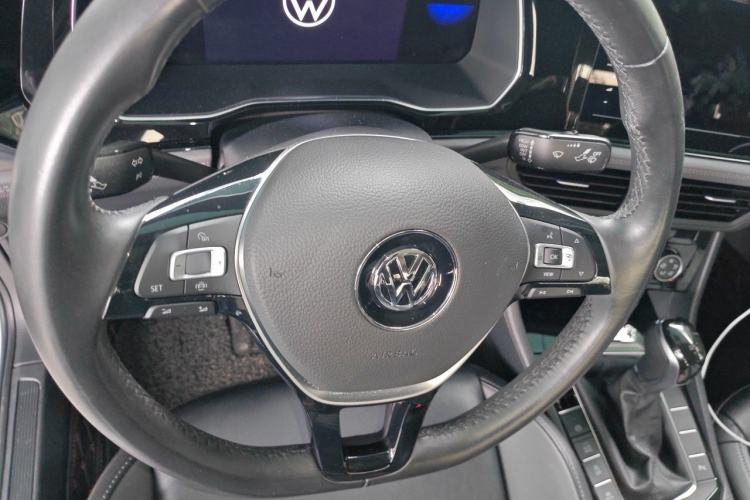 Used Volkswagen Sagitar 2022 280TSI DSG Excellence Edition Steering Wheel