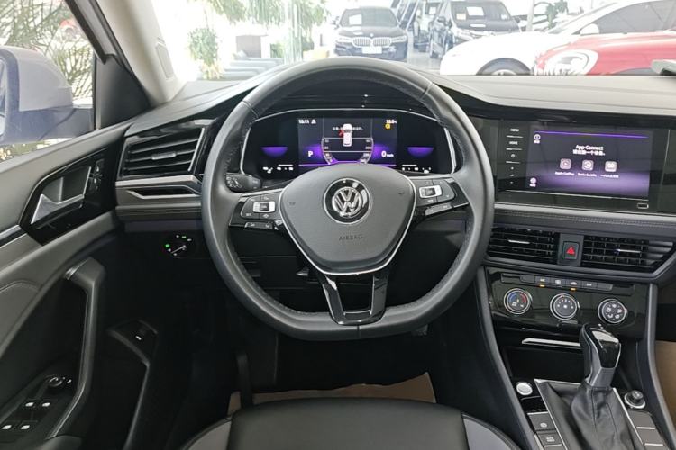 Used Volkswagen Sagitar 2022 200TSI DSG Flyover Edition Steering Wheel