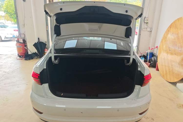 Used Volkswagen Sagitar 2022 280TSI DSG Excellence Edition Trunk