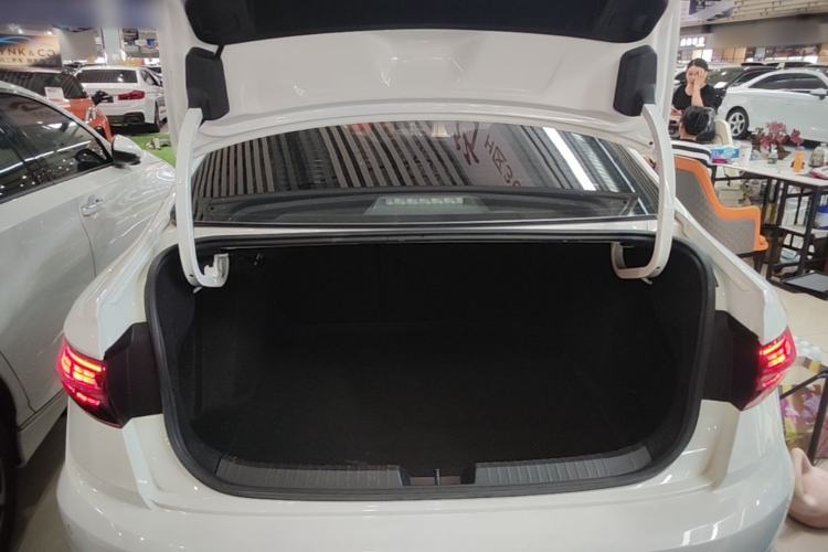 Used Volkswagen Sagitar 2022 280TSI DSG Excellence Edition Trunk