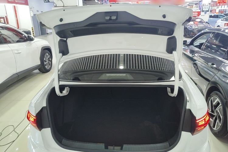 Used Volkswagen Sagitar 2022 280TSI DSG Excellence Edition Trunk