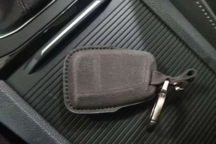 Used Volkswagen Sagitar 2022 280TSI DSG Excellence Edition Vehicle Key