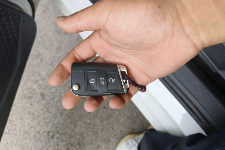 Used Volkswagen Sagitar 2022 280TSI DSG Excellence Edition Vehicle Key