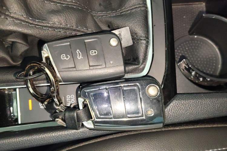 Used Volkswagen Sagitar 2022 280TSI DSG Flyover Edition Vehicle Key
