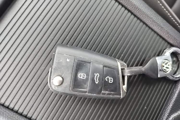 Used Volkswagen Sagitar 2022 280TSI DSG Flyover Edition Vehicle Key