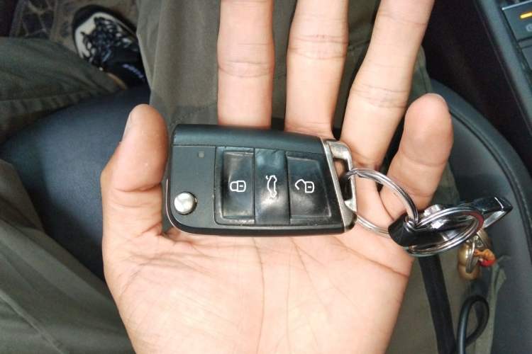 Used Volkswagen Sagitar 2022 280TSI DSG Flyover Edition Vehicle Key