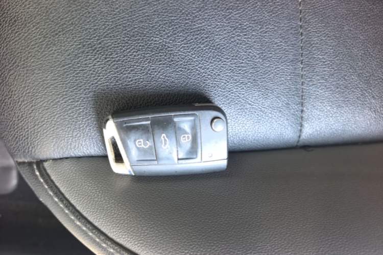 Used Volkswagen Sagitar 2022 280TSI DSG Flyover Edition Vehicle Key