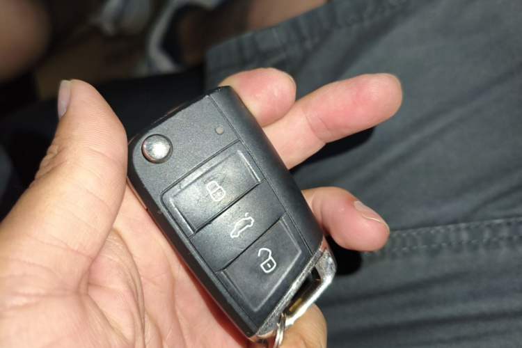 Used Volkswagen Sagitar 2022 280TSI DSG Excellence Edition Vehicle Key