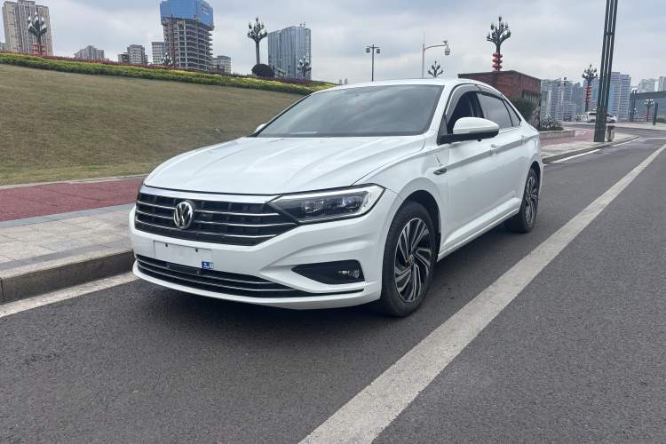 Volkswagen Sagitar 2022 280TSI DSG Flyover Edition مستعملة Guazi used car, China used car export, Used car for sale, Used  cars, Cheapest cars for sale