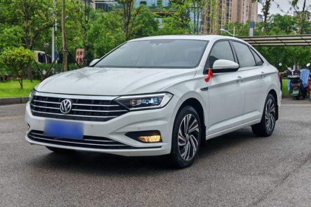 Ojetý Volkswagen Sagitar 2022 280TSI DSG Excellence Edition
