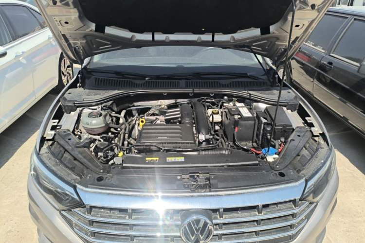 Used Volkswagen Sagitar 2022 280TSI DSG Flyover Edition Engine Bay