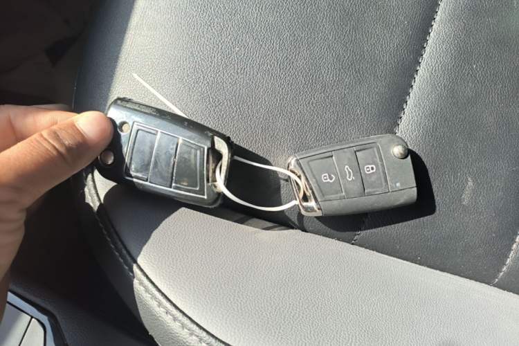 Used Volkswagen Sagitar 2022 280TSI DSG Flyover Edition Vehicle Key