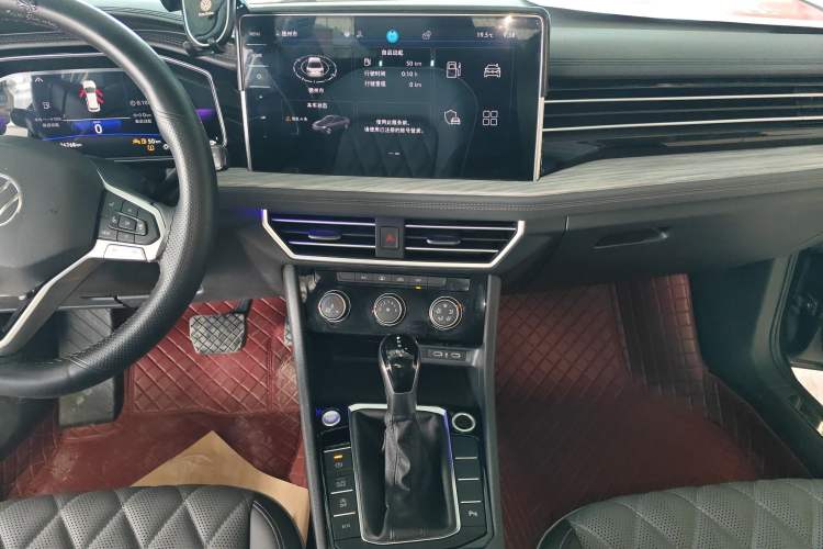 Used Volkswagen Sagitar 2023 300TSI DSG Excellence Edition Audio And AC Panel