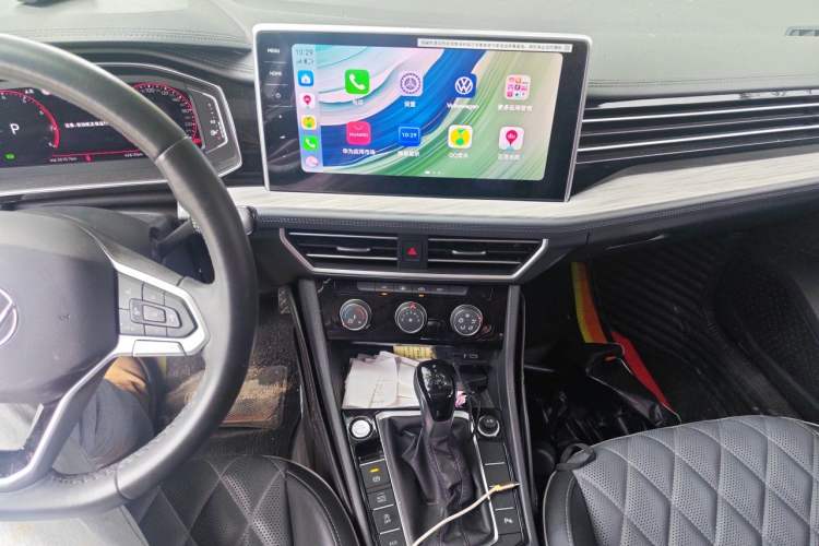 Used Volkswagen Sagitar 2023 300TSI DSG Excellence Edition Audio And AC Panel