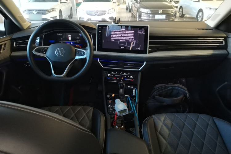 Used Volkswagen Sagitar 2023 200TSI DSG Excellence Edition Center Console