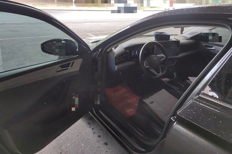 Used Volkswagen Sagitar 2023 300TSI DSG Excellence Edition Driver Seat