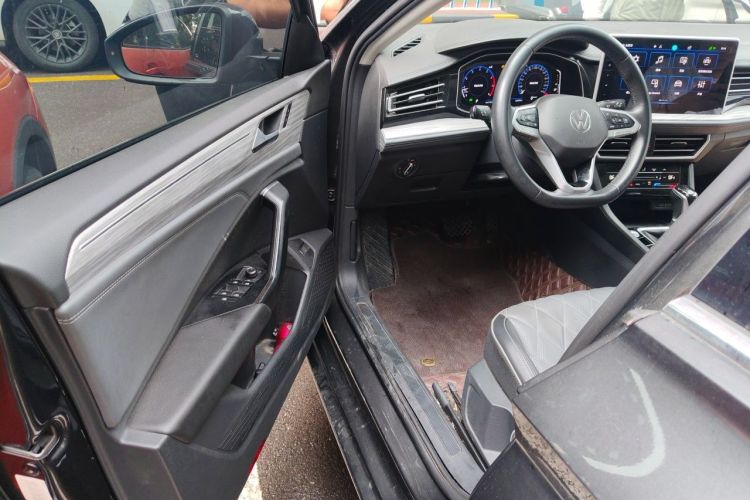 Used Volkswagen Sagitar 2023 280TSI DSG Excellence Edition Driver Seat