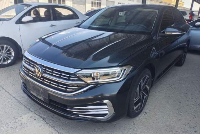 Ojetý Volkswagen Sagitar 2023 280TSI DSG Excellence Plus Edition