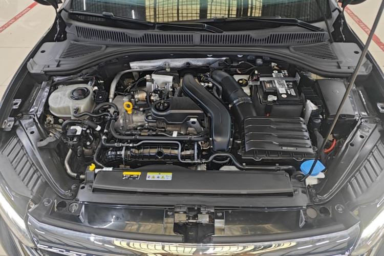 Used Volkswagen Sagitar 2023 300TSI DSG Excellence Edition Engine Bay