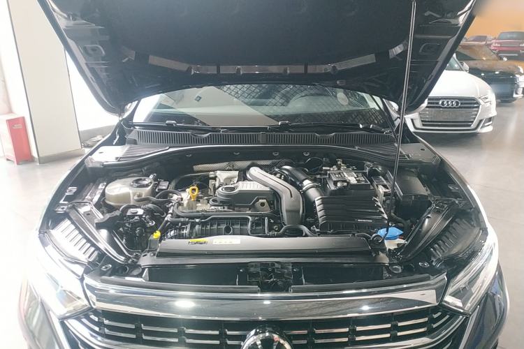 Used Volkswagen Sagitar 2023 300TSI DSG Excellence Edition Engine Bay