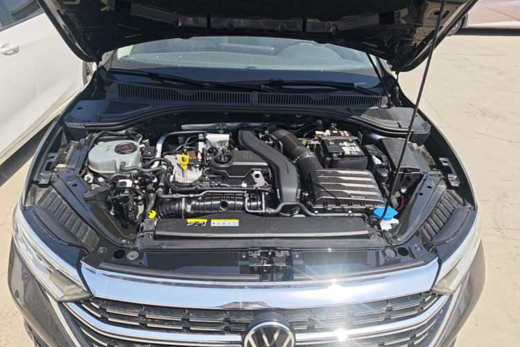 Used Volkswagen Sagitar 2023 300TSI DSG Excellence Edition Engine Bay