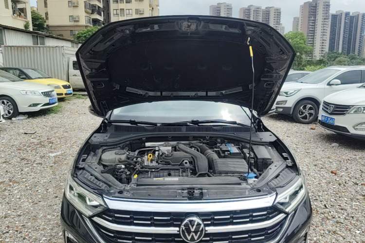 Used Volkswagen Sagitar 2023 300TSI DSG Excellence Edition Engine Bay