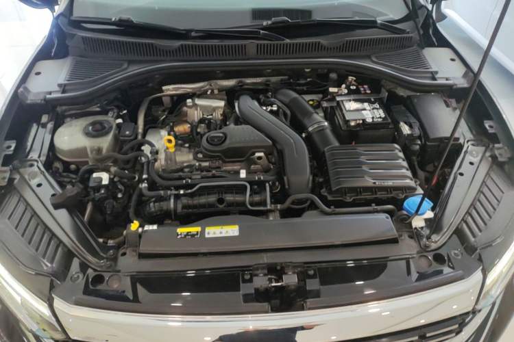 Used Volkswagen Sagitar 2023 300TSI DSG Excellence Edition Engine Bay
