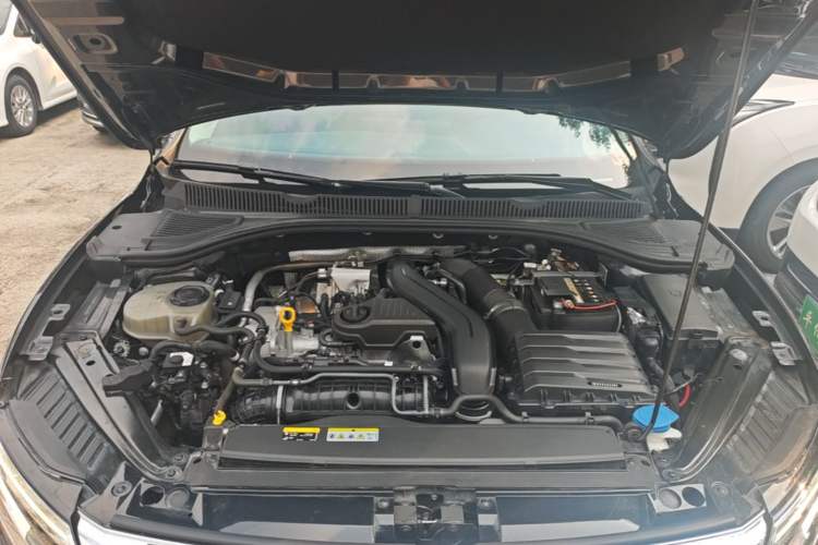 Used Volkswagen Sagitar 2023 300TSI DSG Excellence Edition Engine Bay