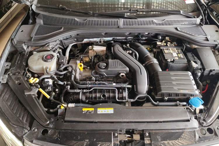 Used Volkswagen Sagitar 2023 300TSI DSG Excellence Edition Engine Bay
