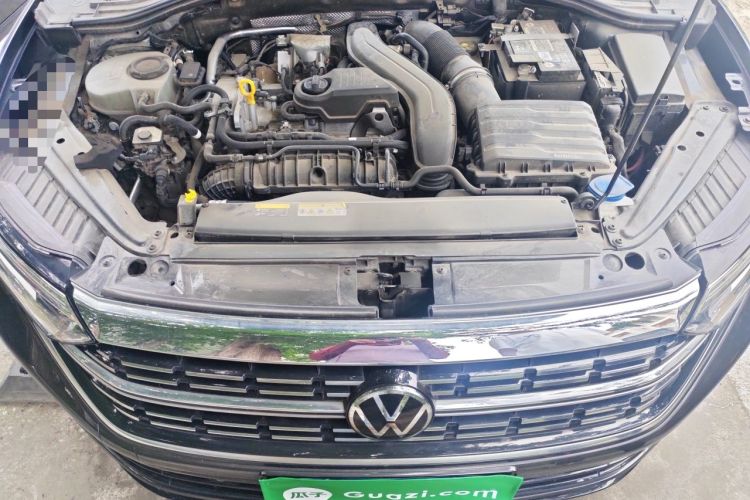 Used Volkswagen Sagitar 2023 300TSI DSG Excellence Edition Engine Bay