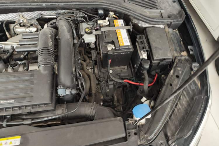 Used Volkswagen Sagitar 2023 200TSI DSG Excellence Edition Engine Bay Left