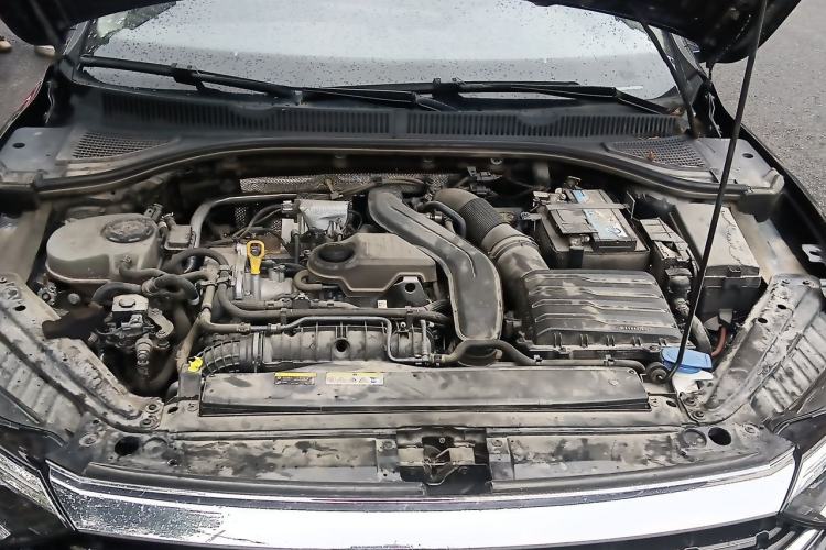 Used Volkswagen Sagitar 2023 300TSI DSG Excellence Edition Engine Bay