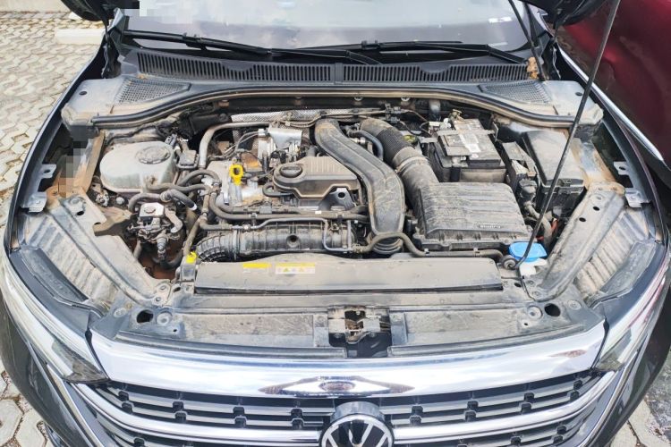 Used Volkswagen Sagitar 2023 300TSI DSG Excellence Edition Engine Bay