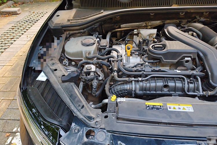 Used Volkswagen Sagitar 2023 300TSI DSG Excellence Edition Engine Bay Right
