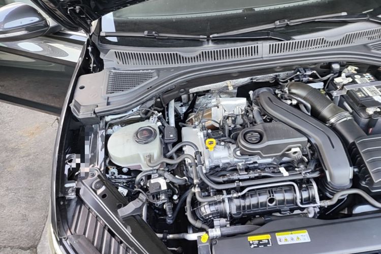 Used Volkswagen Sagitar 2023 300TSI DSG Excellence Edition Engine Bay Right