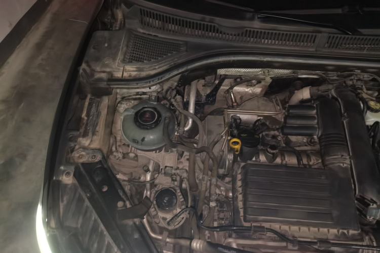 Used Volkswagen Sagitar 2023 280TSI DSG Excellence Edition Engine Bay Right