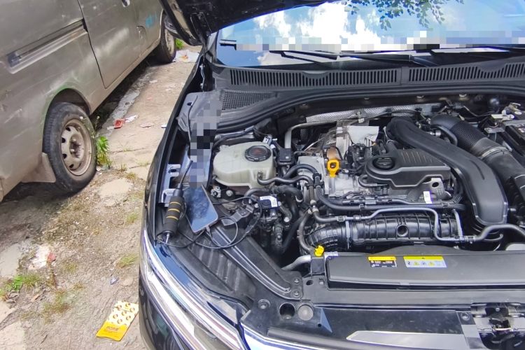 Used Volkswagen Sagitar 2023 300TSI DSG Excellence Edition Engine Bay Right