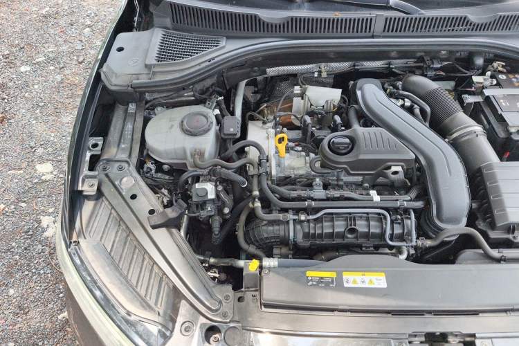 Used Volkswagen Sagitar 2023 300TSI DSG Excellence Edition Engine Bay Right