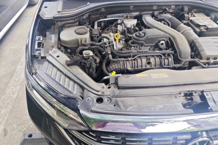 Used Volkswagen Sagitar 2023 300TSI DSG Excellence Edition Engine Bay Right