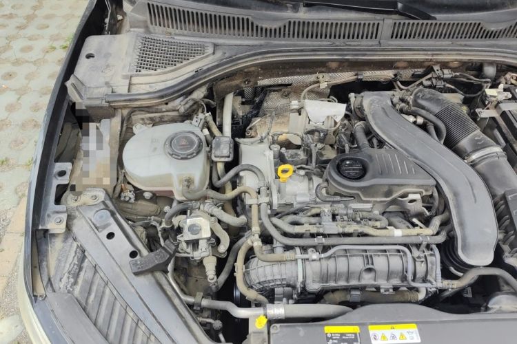 Used Volkswagen Sagitar 2023 300TSI DSG Excellence Edition Engine Bay Right