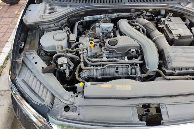 Used Volkswagen Sagitar 2023 300TSI DSG Excellence Edition Engine Bay Right