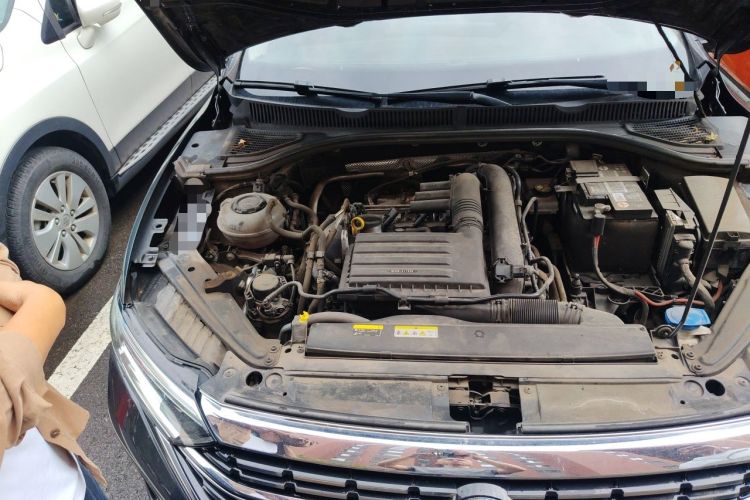 Used Volkswagen Sagitar 2023 280TSI DSG Excellence Edition Engine Bay Right