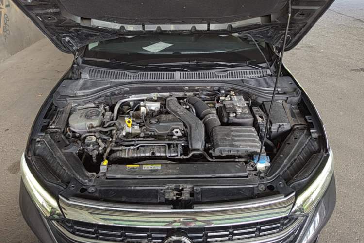 Used Volkswagen Sagitar 2023 300TSI DSG Excellence Edition Engine Bay