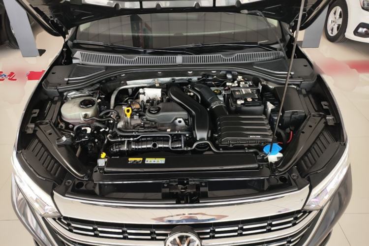 Used Volkswagen Sagitar 2023 300TSI DSG Excellence Edition Engine Bay
