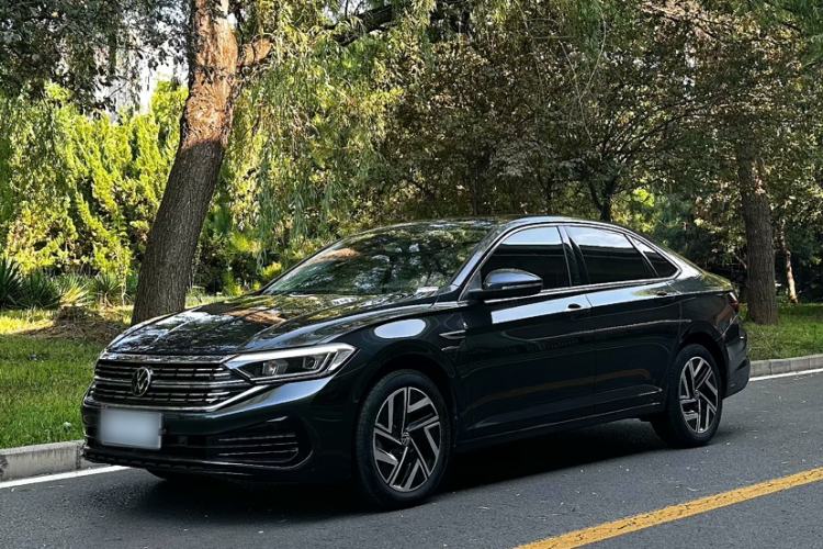 Used Volkswagen Sagitar 2023 300TSI DSG Excellence Edition Exterior 3