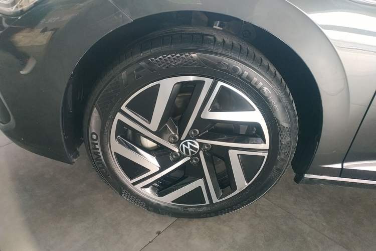 Used Volkswagen Sagitar 2023 300TSI DSG Excellence Edition Exterior 4