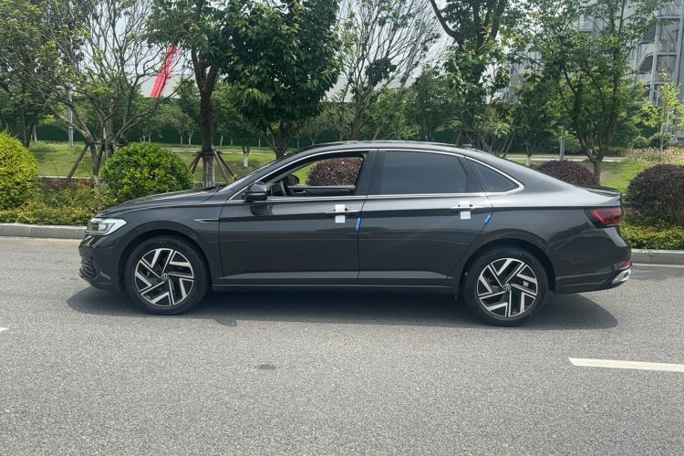 Used Volkswagen Sagitar 2023 300TSI DSG Excellence Edition Exterior 5