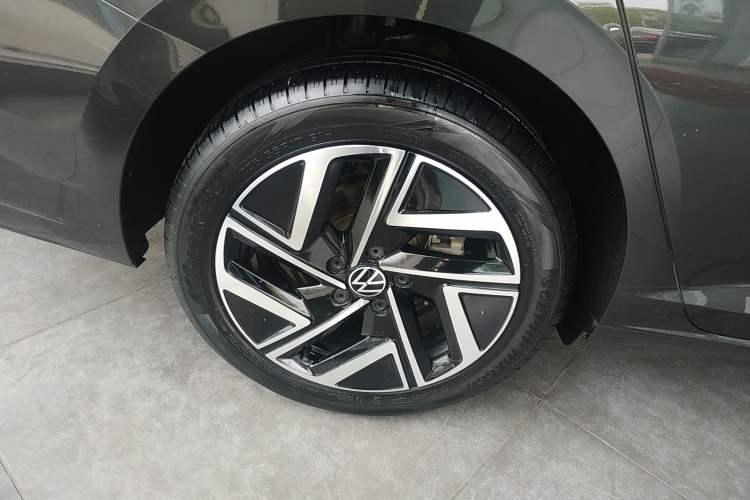 Used Volkswagen Sagitar 2023 300TSI DSG Excellence Edition Exterior 5