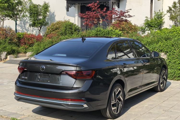Used Volkswagen Sagitar 2023 300TSI DSG Flyover Edition Exterior 5