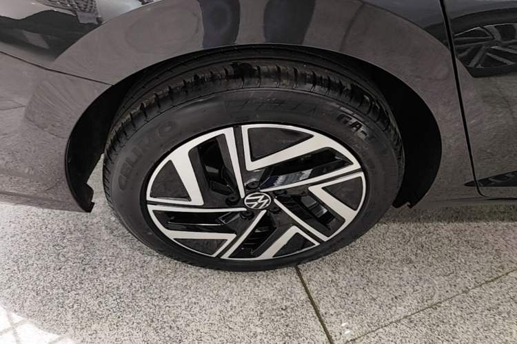 Used Volkswagen Sagitar 2023 300TSI DSG Excellence Edition Exterior 5